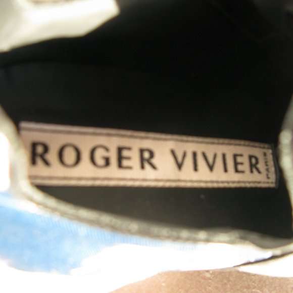 Meet your Posher, Bernadette - Picture 6 of 16